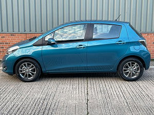 Toyota Yaris thumbnail