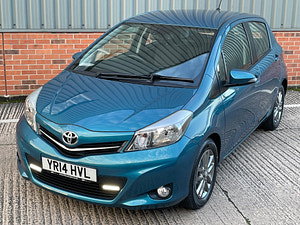 Toyota Yaris thumbnail