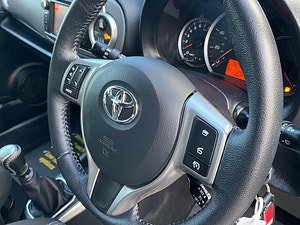 Toyota Yaris thumbnail