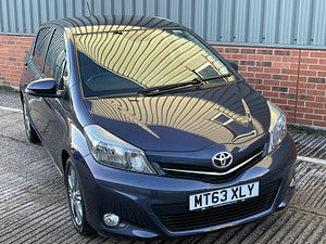 Toyota Yaris thumbnail