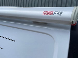 Vauxhall Vivaro thumbnail