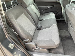 Vauxhall Zafira thumbnail