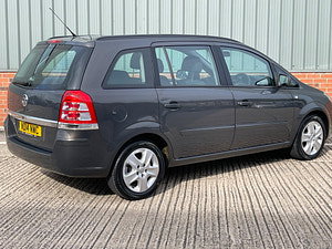 Vauxhall Zafira thumbnail