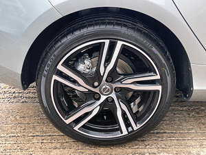Volvo V40 thumbnail
