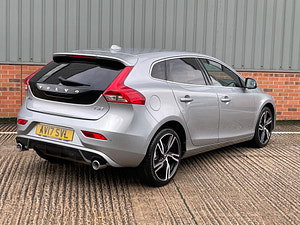 Volvo V40 thumbnail