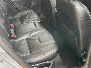 Volvo V40 thumbnail