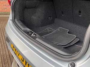 Volvo V40 thumbnail