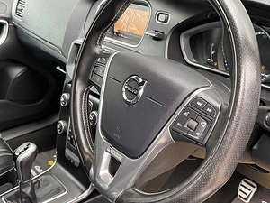 Volvo V40 thumbnail