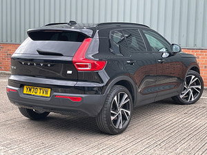 Volvo XC40 thumbnail