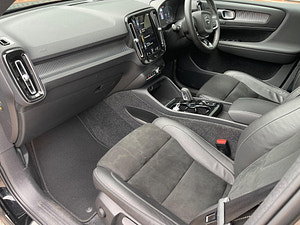 Volvo XC40 thumbnail