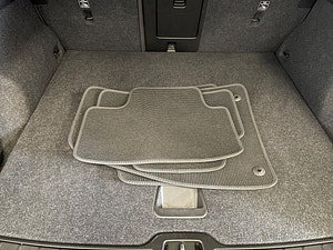 Volvo XC40 thumbnail