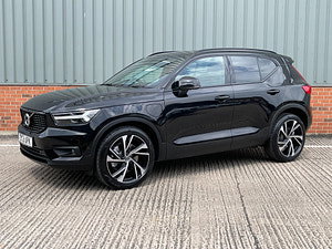 Volvo XC40 thumbnail