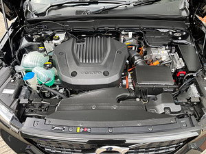 Volvo XC40 thumbnail