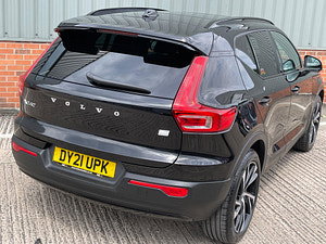Volvo XC40 thumbnail