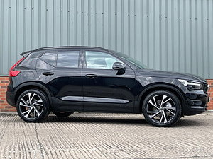 Volvo XC40 thumbnail