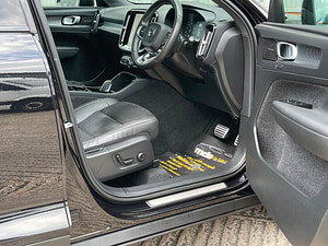 Volvo XC40 thumbnail