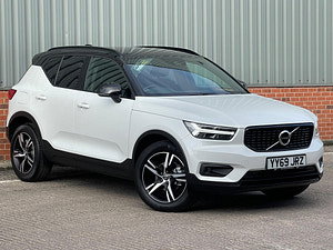 Volvo XC40 thumbnail