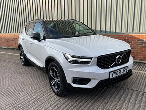 Volvo XC40 thumbnail