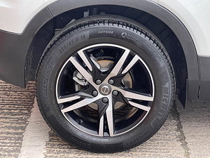 Volvo XC40 thumbnail