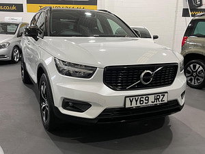 Volvo XC40 thumbnail