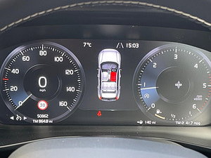Volvo XC40 thumbnail