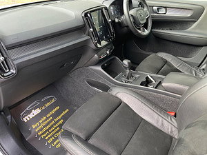 Volvo XC40 thumbnail