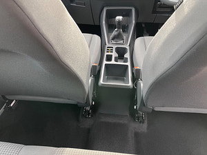 Volkswagen Caddy Maxi thumbnail
