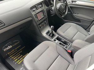Volkswagen Golf thumbnail