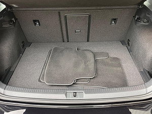 Volkswagen Golf thumbnail