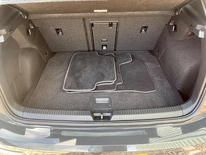 Volkswagen Golf thumbnail