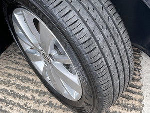 Volkswagen Golf thumbnail