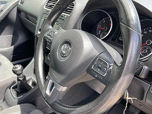 Volkswagen Golf thumbnail