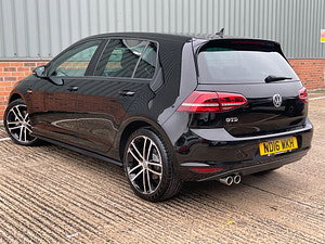 Volkswagen Golf thumbnail