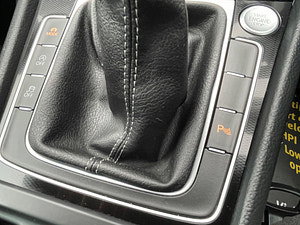 Volkswagen Golf thumbnail