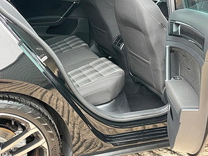 Volkswagen Golf thumbnail