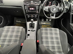 Volkswagen Golf thumbnail