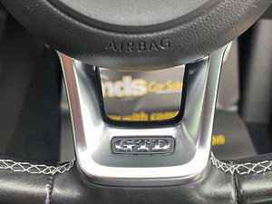 Volkswagen Golf thumbnail