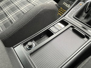 Volkswagen Golf thumbnail