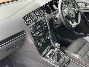 Volkswagen Golf thumbnail