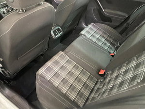Volkswagen Golf thumbnail