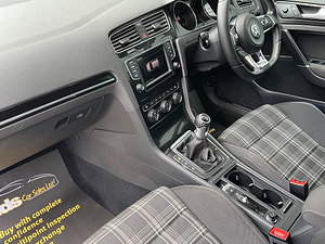 Volkswagen Golf thumbnail