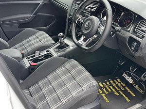 Volkswagen Golf thumbnail