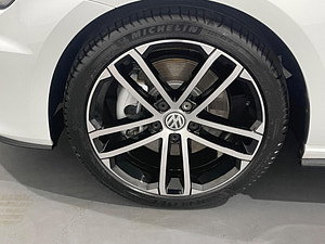 Volkswagen Golf thumbnail