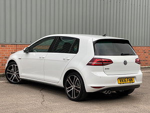 Volkswagen Golf thumbnail