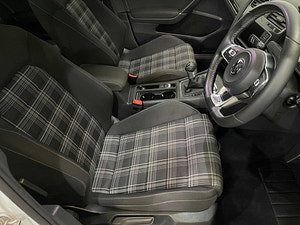 Volkswagen Golf thumbnail