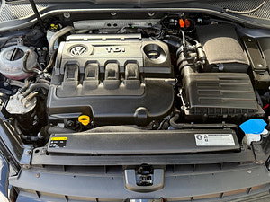 Volkswagen Golf thumbnail