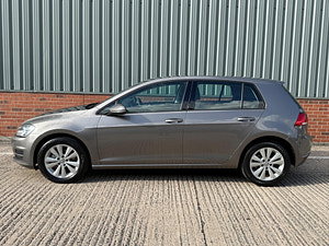 Volkswagen Golf thumbnail