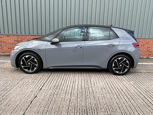 Volkswagen ID.3 thumbnail