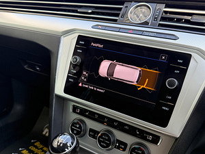 Volkswagen Passat thumbnail