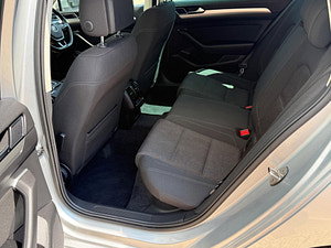 Volkswagen Passat thumbnail